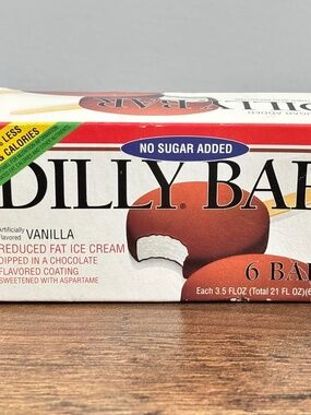 VINTAGE Dairy Queen Dilly Bar Ice Cream Container Box Pretend Play Toy Food